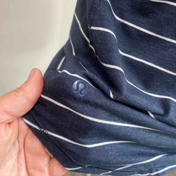 Lululemon Breezy Tank Lookout Stripe Heathered Inkwell White Blue SZ 4 - Picture 7 of 11